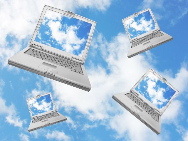 Adio hard disk-uri! Avantajele cloud storage