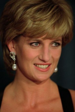 Au omorât-o "la timp": Prinţesa Diana voia să publice un jurnal periculos. Află ce conţinea | VIDEO