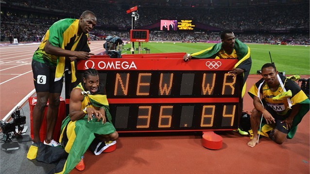 JO 2012: Jamaicanii şi-au bătut joc de recordul mondial la 4X100! Bolt, al 6-lea aur olimpic şi al 6-lea record mondial doborât
