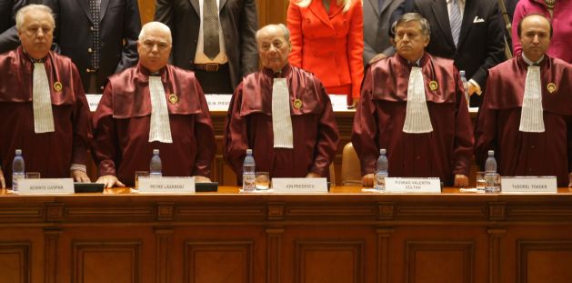 Judecătorul CCR Ion Predescu: Erata Curţii este ilegală