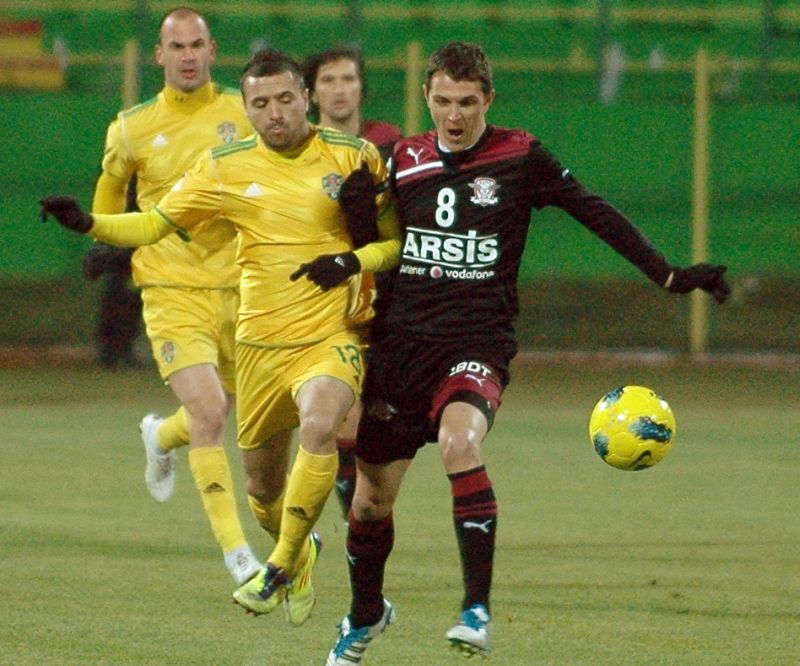 Liga I: Rapid - CFR Cluj 3-2 (0-2). Meci nebun în Giuleşti. Sabău l-a bătut pe Andone şi i-a umilit pe fani