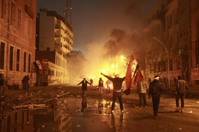 Violenţe la Cairo, după un incident la un centru comercial