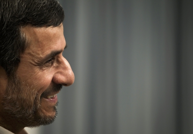 Mahmoud Ahmadinejad şi homosexualitatea. ÎNTREBAREA care l-a lăsat fără răspuns