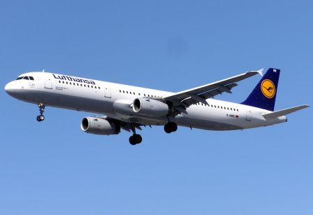 O nou zi de GREVĂ. Peste 60% dintre cursele Lufthansa, ANULATE