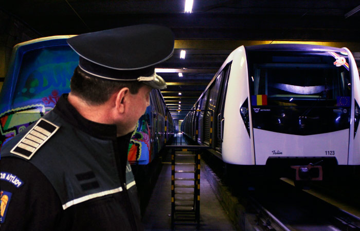 OPERAŢIUNEA "CÂRTIŢA". Poliţiştii caută evazioniştii şi în staţiile de Metrou