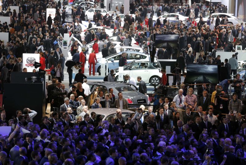 Salonul Auto de la Paris în umbra închiderii de uzine în Europa | GALERIE FOTO