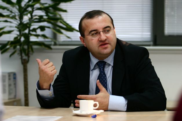 Claudiu Săftoiu: „La redacţia de Ştiri a TVR s-au adunat 9 ani de ore suplimentare”
