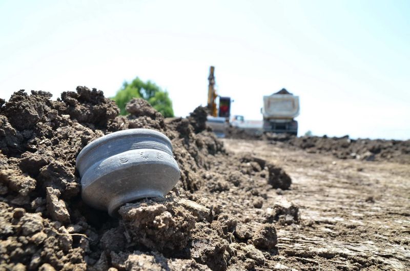 DESCOPERIRE ISTORICĂ. VEZI ce au găsit arheologii sub autostrada Sibiu-Orăştie