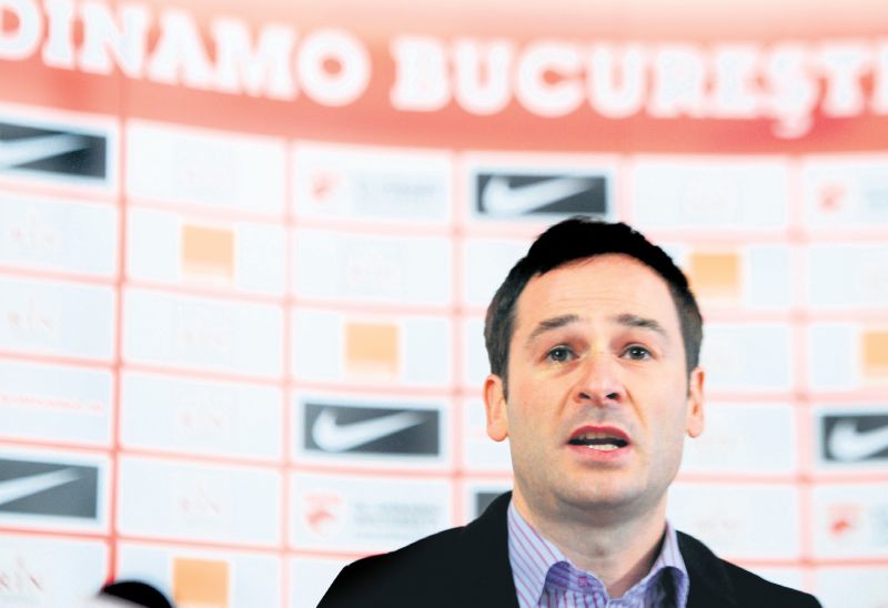 Dinamoviştii vor să ceară control antidoping pentru stelişti. MM Stoica râde de ei: "Trebuie să plătească acel control şi nu-şi permit!"