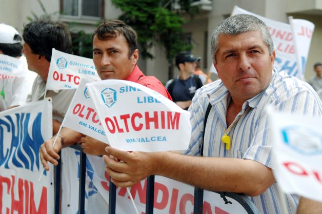 În 2012 a "PLOUAT" cu PROTESTE! Ce MOTIVE i-au determinat pe români să iasă în STRADĂ