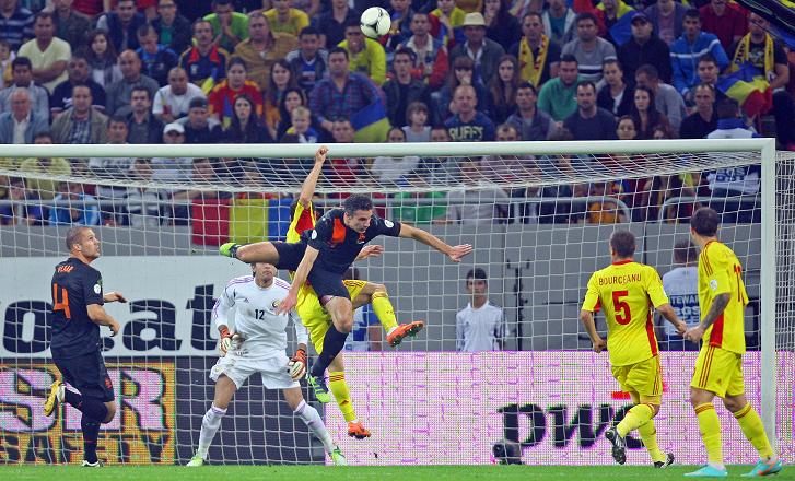 Ne-a furat sau nu arbitrul Thomson? Acum trei ani, scoţianul a făcut praf un Rangers - Celtic. Vezi rezumatul meciului