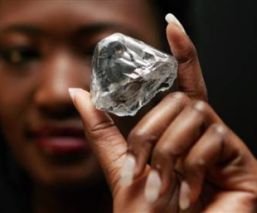 COMOARA din meteorit. Ar putea revolu?iona industria: diamantele EXTRATERESTRE din Rusia