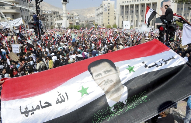 Rebelii sirieni, la por?ile Damascului
