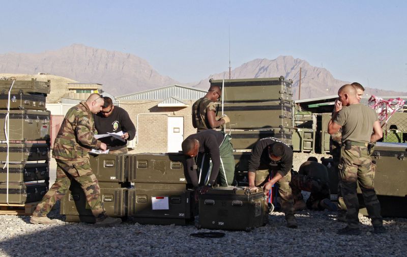 Trupele franceze se retrag ast?zi din Afganistan