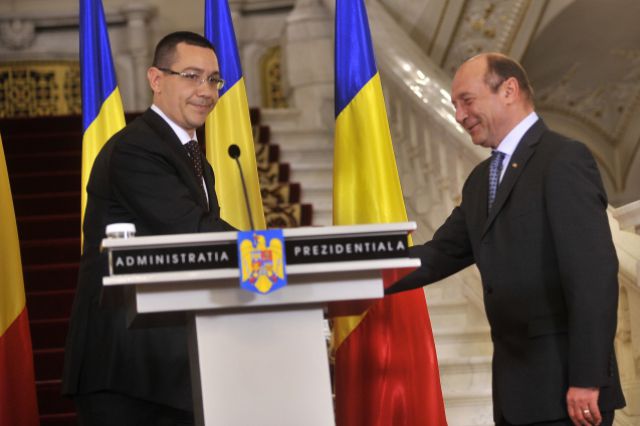 VEZI dac? Victor Ponta se duce la Cotroceni la ceremonia de 1 Decembrie