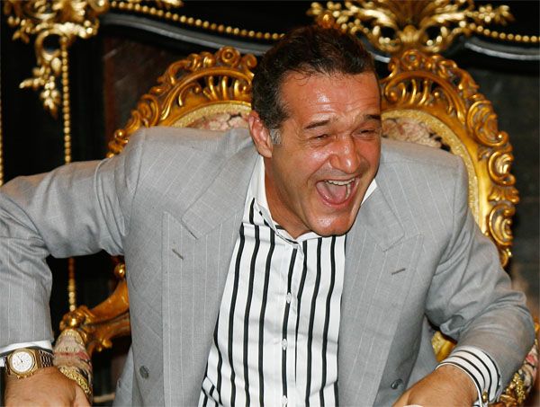 Gigi Becali a descoperit câ?i steli?ti sunt în parlament