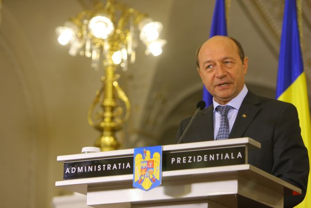 Traian B?sescu cheam? partidele la consult?ri luni