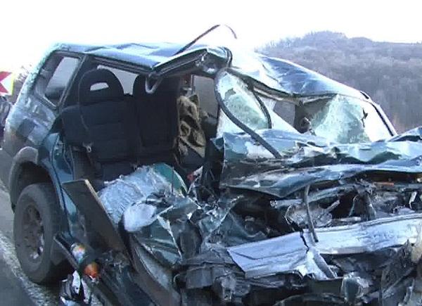 Accident grav cu un autocar. Patru persoane au murit