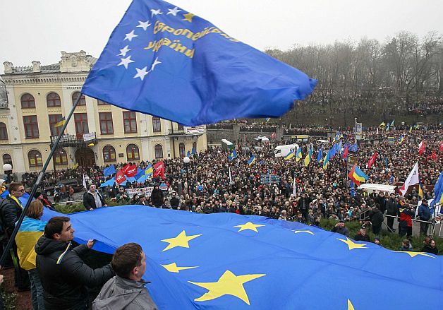 Apel pentru solidarizare cu manifestările civice pro-democratice din Ucraina