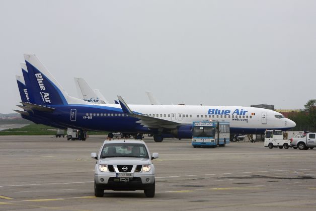 Avion depresurizat, care venea de la Bruxelles, a aterizat pe aeroportul Otopeni