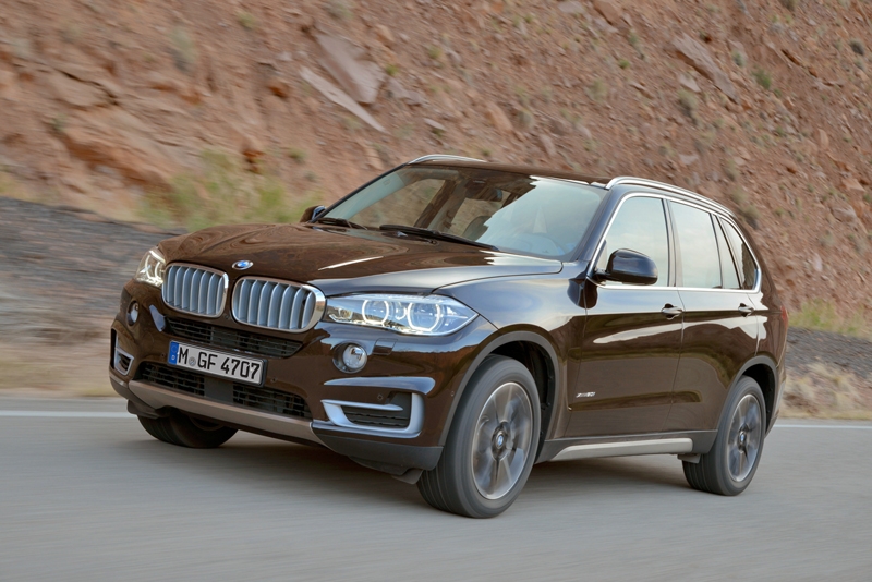 BMW a demarat campania de lansare a noului X5. Vezi cât costă Noul BMW X5 | Galerie FOTO