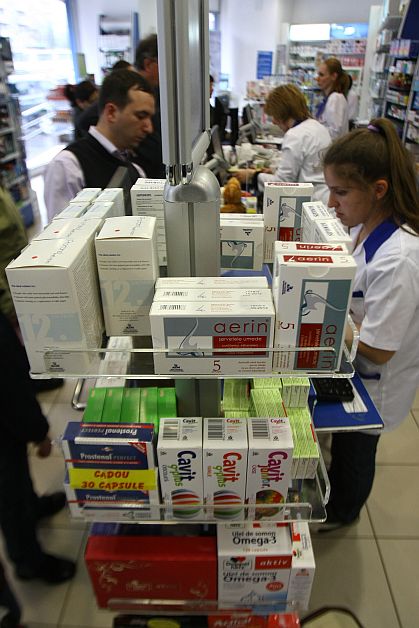 CAMPANIA "MEDICUL DE GARDĂ". MEDICAMENTELE FALSIFICATE invadează piața românească. Riscurile sunt enorme