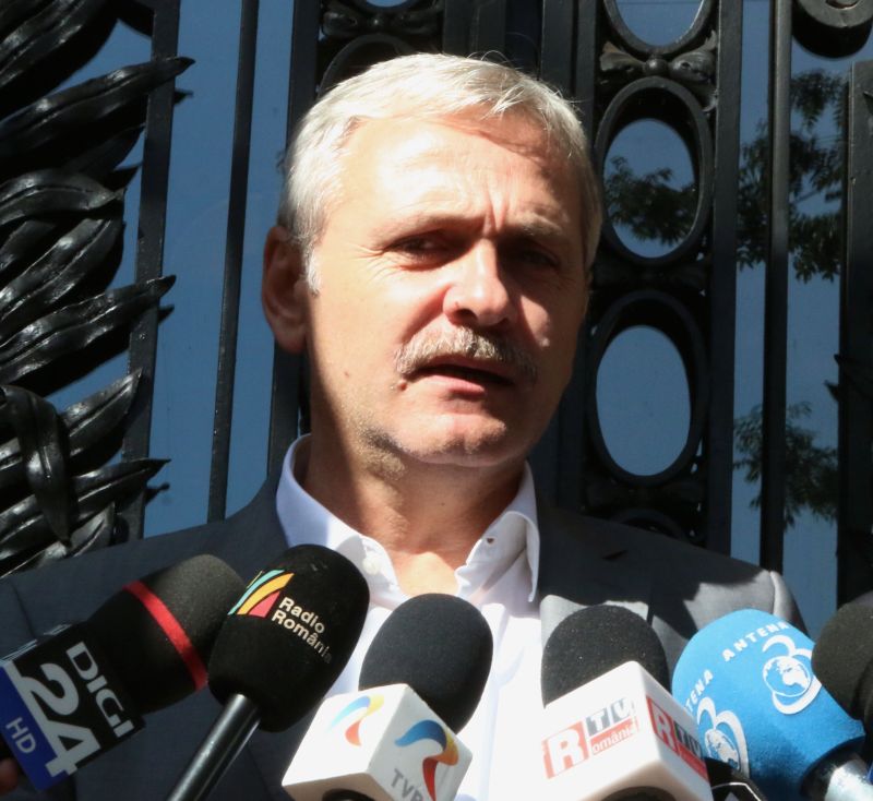 Dragnea: "Cred că mâine vom avea o informare în Guvern faţă de accidentul aviatic din judeţul Cluj"