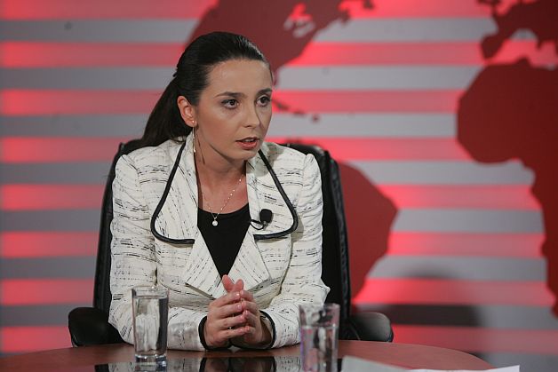 Evenimentul zilei TV. Laura Ştefan: Ponta a cam scăpat caii. Nu poți ieși la TV să acuzi de fascism şi de nazism