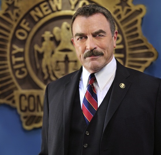 EXCLUSIV. Tom Selleck: ”Cred că multe autografe sunt uitate în buzunarul blugilor și ajung la spălat cu tot cu ei.