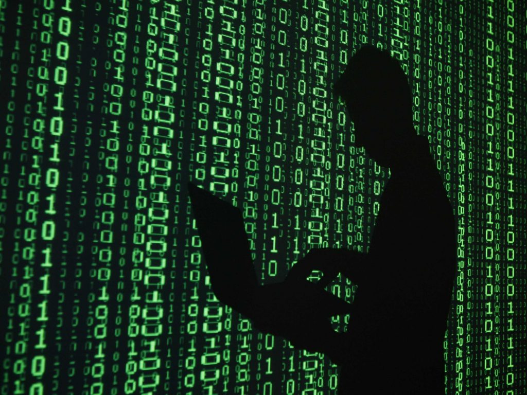 Guccifer, cel mai căutat hacker din lume, a fost prins I UPDATE