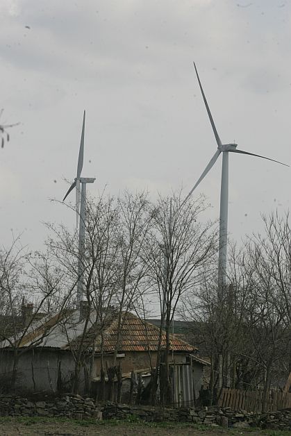 Impozitarea eolienelor, mină de aur pentru primăriile din Dobrogea