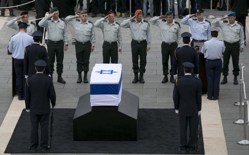 Israelul îi aduce un ultim omagiu fostului premier Ariel Sharon