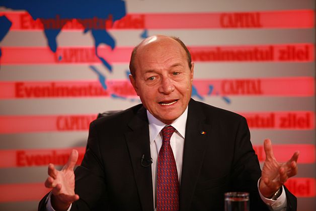 Legea funciară, trimisă de Traian Băsescu la reexaminare