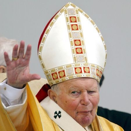 O fiolă cu sângele Papei Paul al II-lea a fost FURATĂ