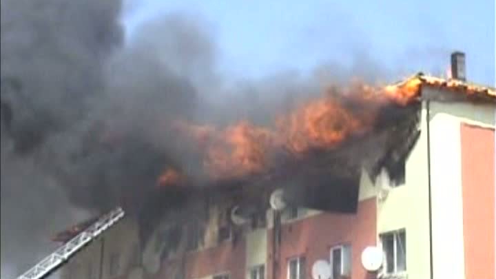 O grădiniţă din Giurgiu a luat foc. Nu sunt victime. Pompierii au intervenit cu două autospeciale