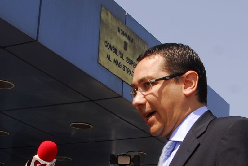 Ponta a explicat, din nou, cât de bine merge economia: 2013 se confirmă ca fiind cel mai bun an economic după 2008