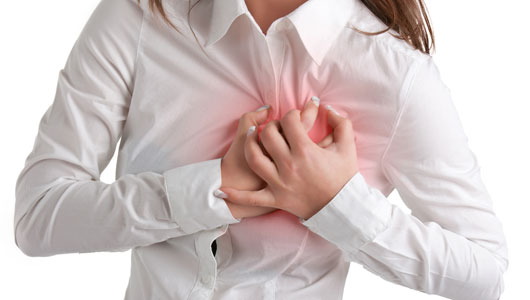 Te scapă de mirosul urât al gurii dar îți crește riscul de infarct și accident vascular