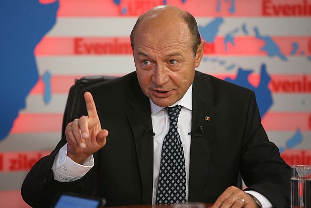 Traian Băsescu cere reexaminarea legii parteneriatului public-privat