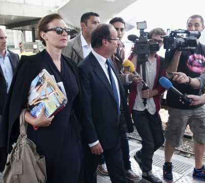 Valerie Trierweiller, partenera lui Francois Hollande, s-a internat în spital