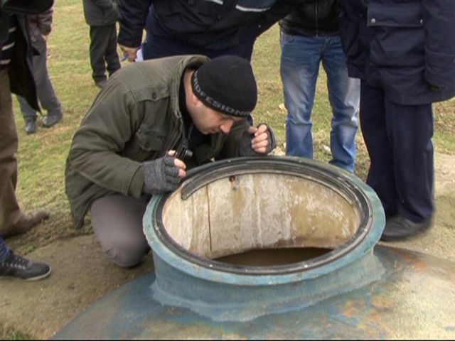 Viceprimarul şi un consilier local din comuna Nicolae Bălcescu furau apă şi curent electric de la Primărie