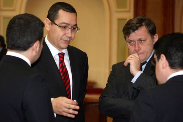 Victor Ponta și Crin Antonescu au avut o întrevedere pe tema viitorului USL