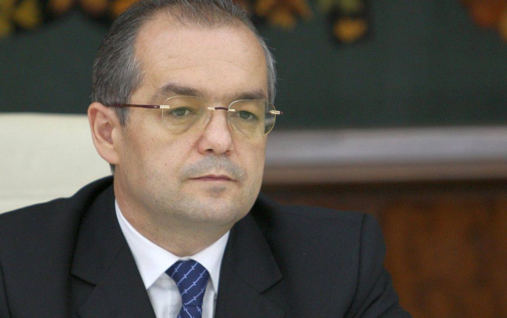 Emil Boc: Guvernul USL începe ”dezmățul electoral pe bani publici”
