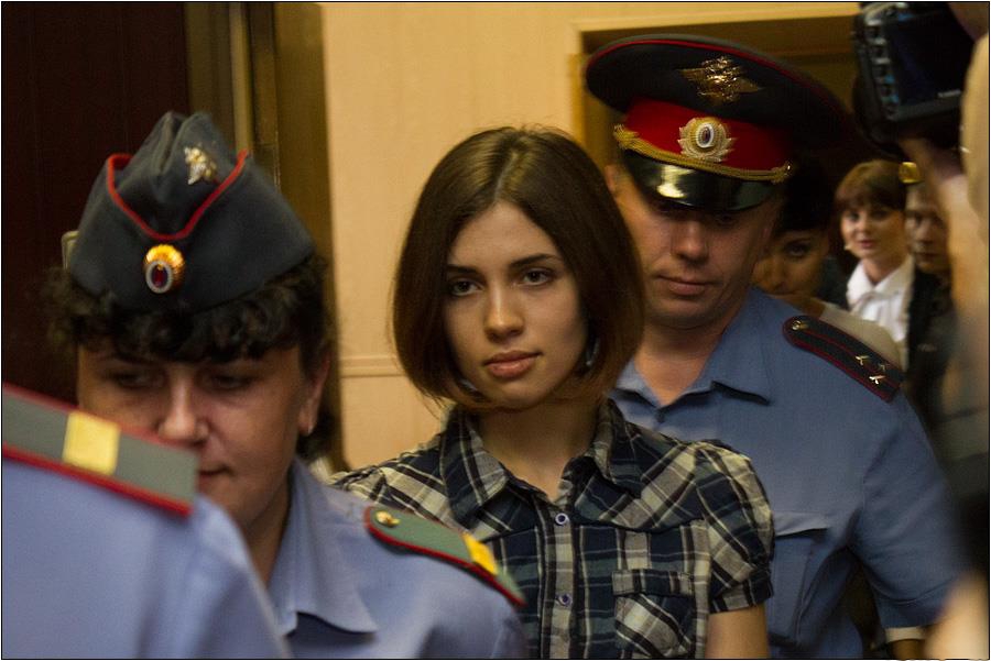 Membrele Pussy Riot intenționează să intre în politică și să facă un film despre experienţa lor din închisorile ruseşti
