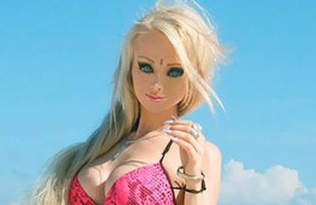 Nu vrei să vezi imaginea asta! Cum arată păpuşa Barbie dezbrăcată fără modificări în PHOTOSHOP