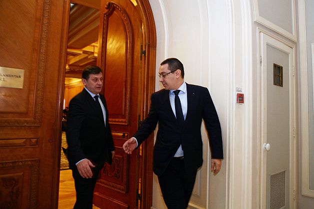 Ponta: Am decis ca mâine, la Senat, să fie prezentat proiectul de lege prin care STS să treacă în coordonarea MAI