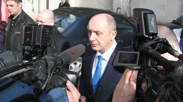 Procesul lui Puiu Popoviciu amânat deoarece judecătorul nu a primit de la minister noul Cod Penal