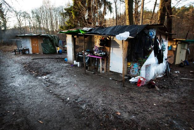 Români evacuați dintr-o tabără de imigranți Stockholm