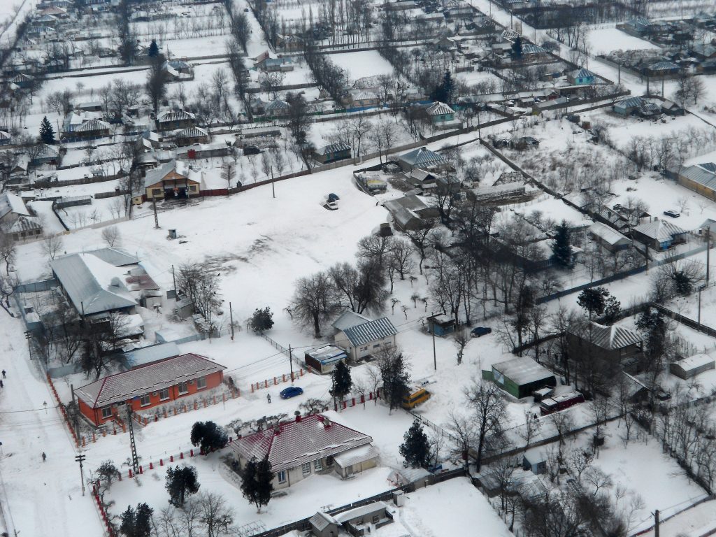 Suceava: Furnizarea energiei electrice, afectată de viscol. 750 de locuinţe sunt nealimentate