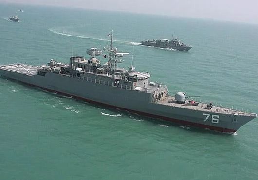 TENSIUNI. Iranul trimite nave de război la graniţele maritime ale SUA
