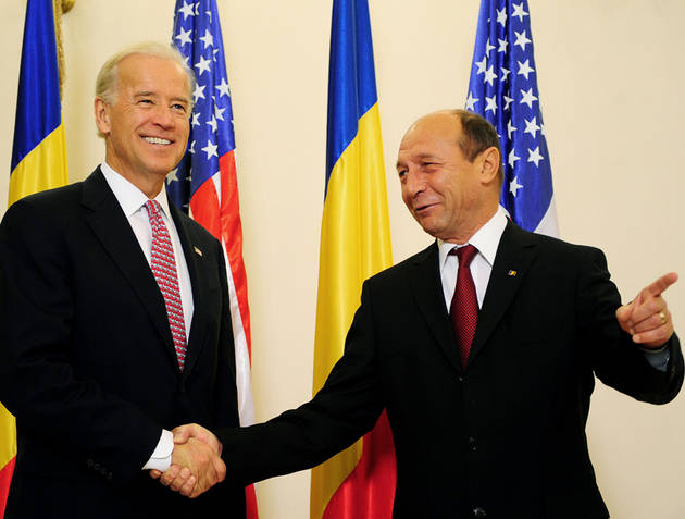 Vicepreşedintele SUA, Joe Biden, a avut o conversație telefonică cu Traian Băsescu